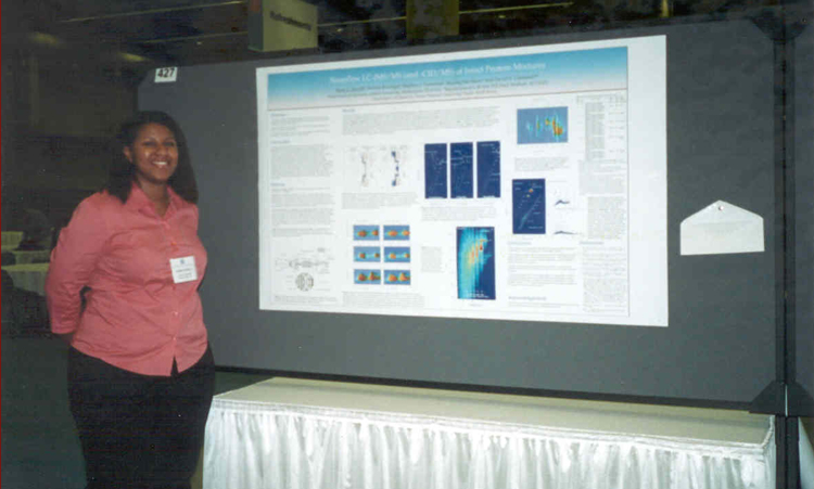 Reña Sowell (Robinson) presenting during a poster session.