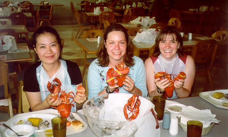The Clemmer group eats some lobsters.